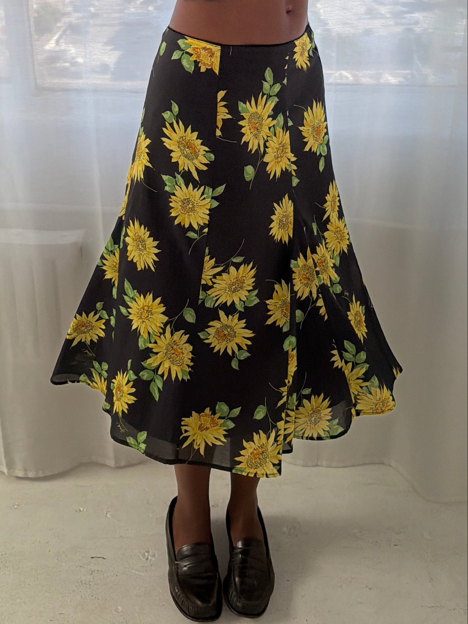 Amora Skirt - Golden Flower