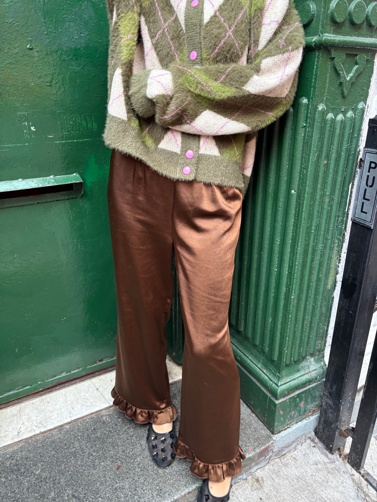 Liora Ruffle Pant - Chocolate