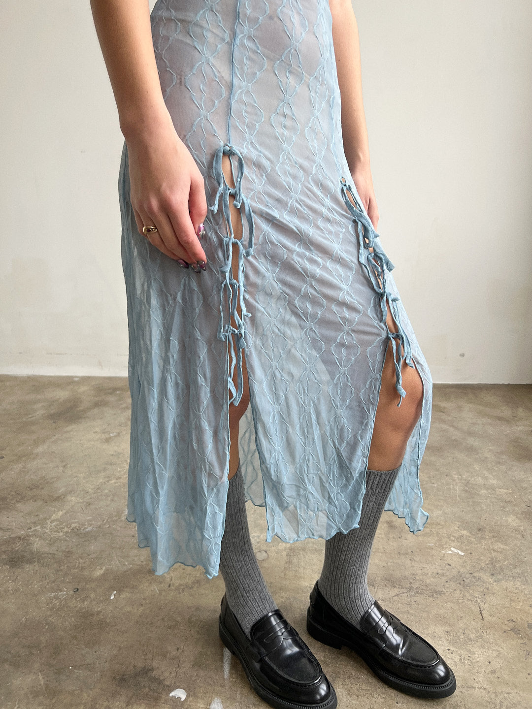 Mariposa Lace Midi Dress - Delicate Blue – Lisa Says Gah