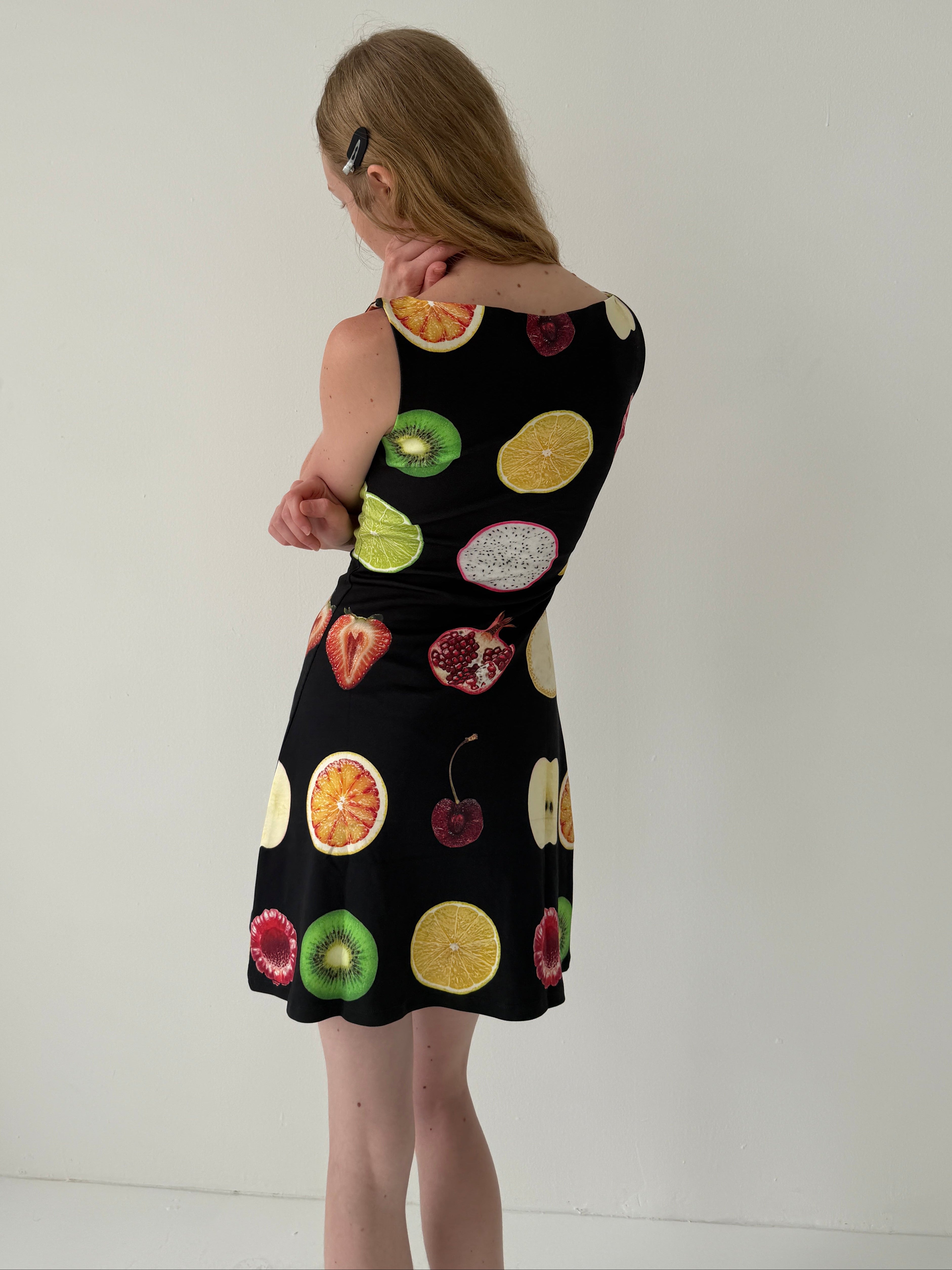 fruit dress Multicolor Fruit Landscape Short Sleeve Midi Dress – FARM Rio main image 0