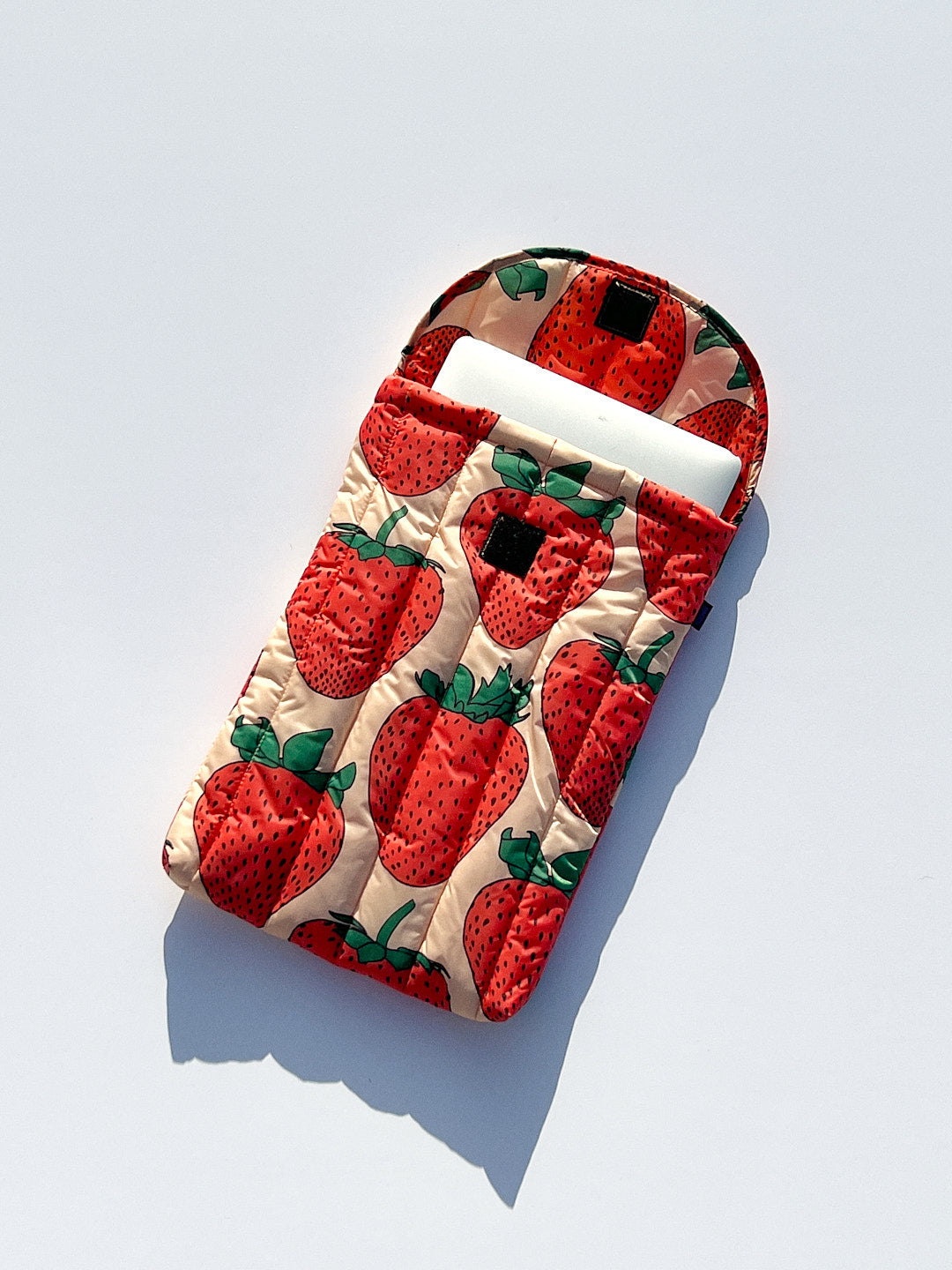 Puffy Laptop Sleeve - Strawberry