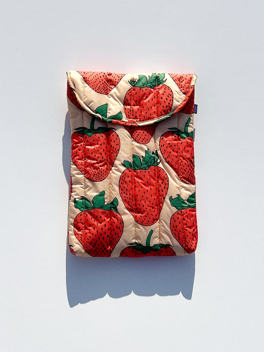Puffy Laptop Sleeve - Strawberry