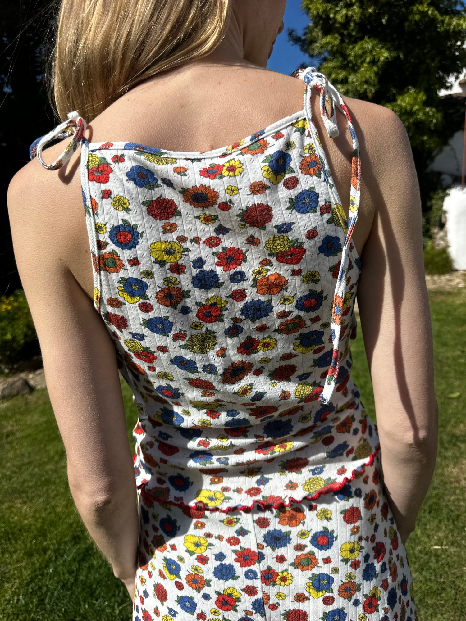 Lucy Top - Primary Floral