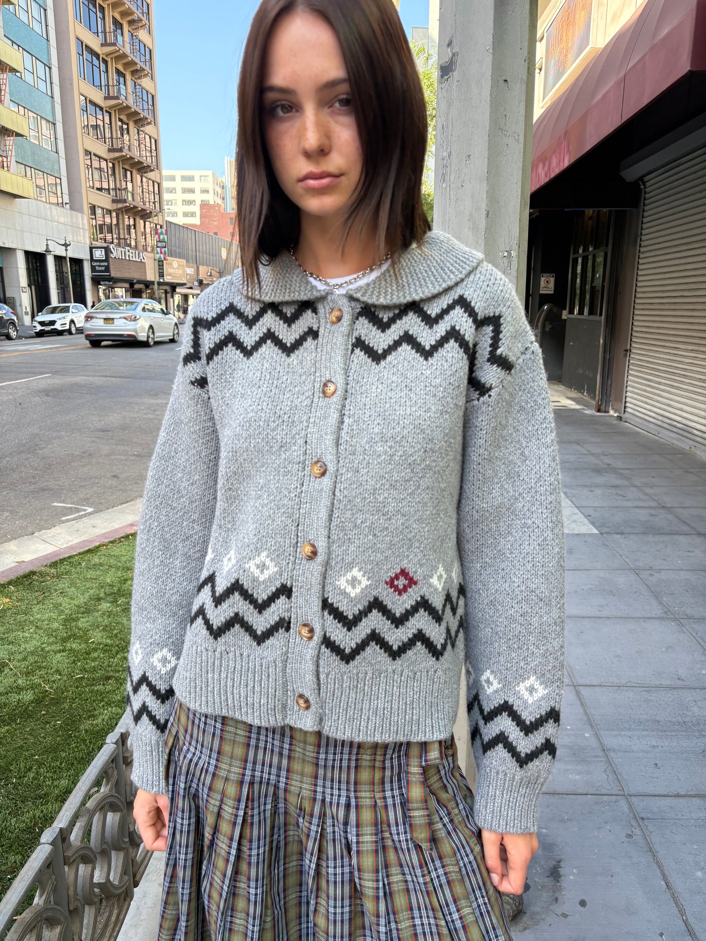 Cecily Collar Cardigan - Bunny Intarsia