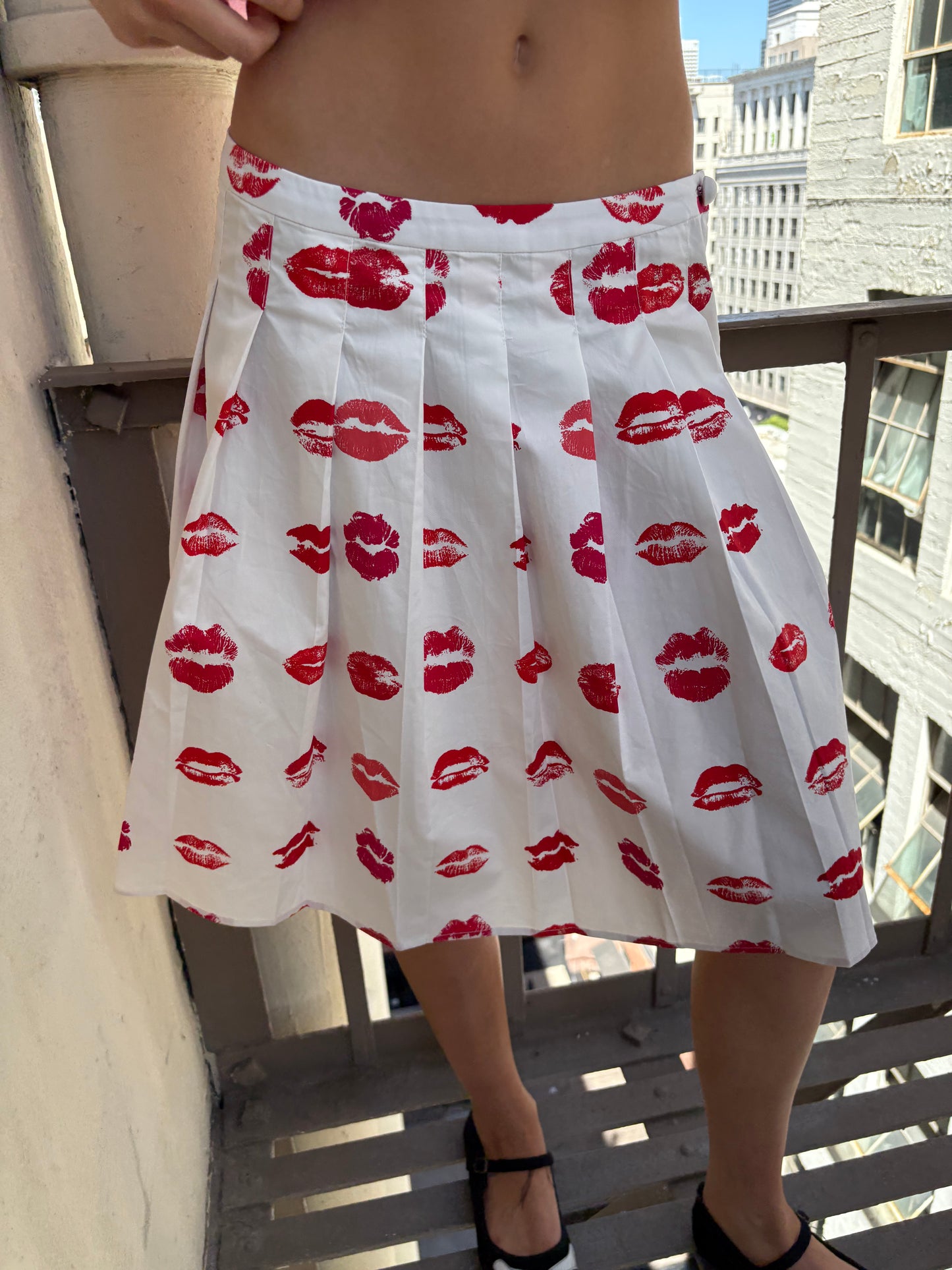 Lipsticks Stains Skirt - Lipstick Stains
