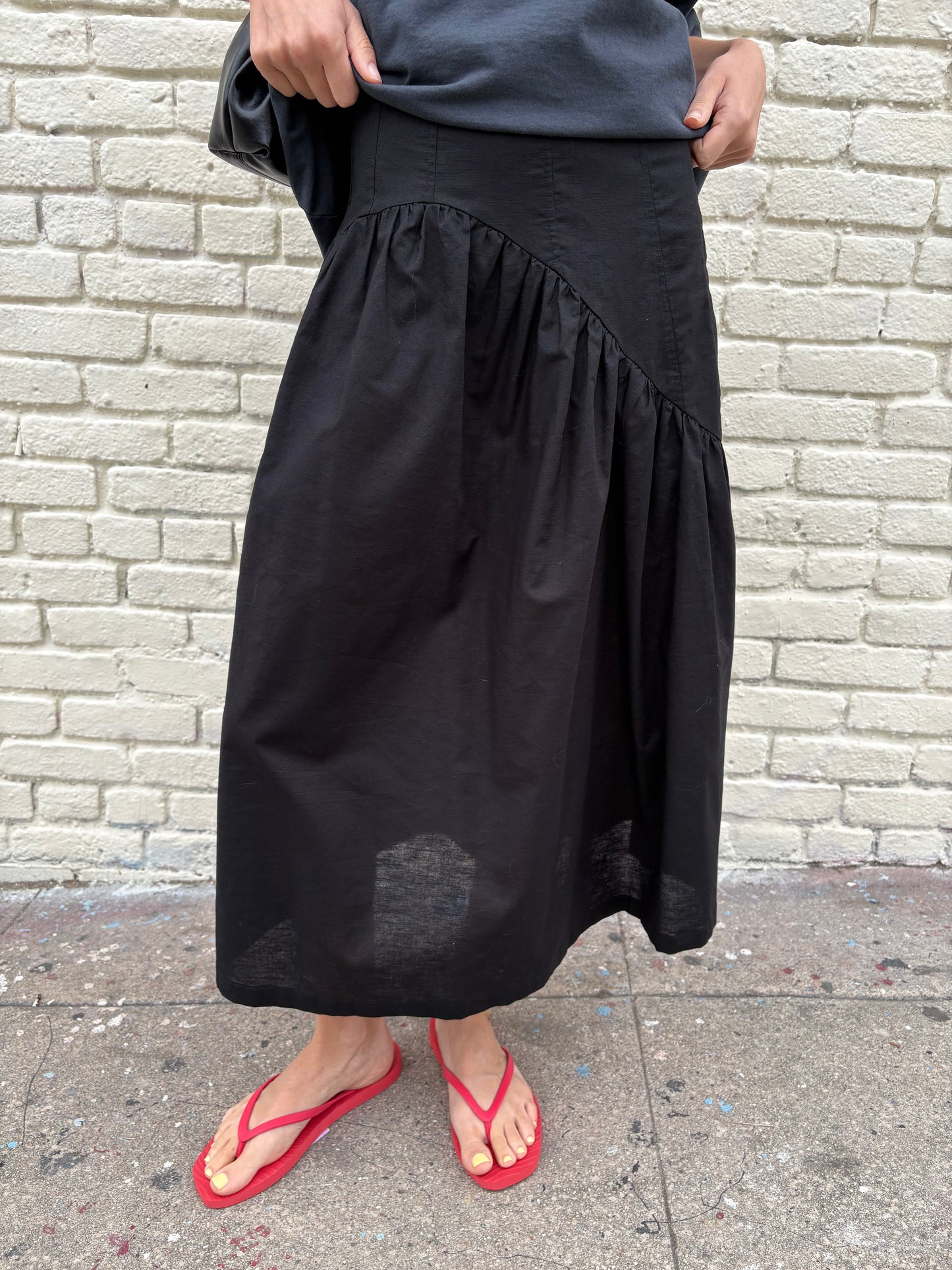 Maeve Midi Skirt - Black Linen