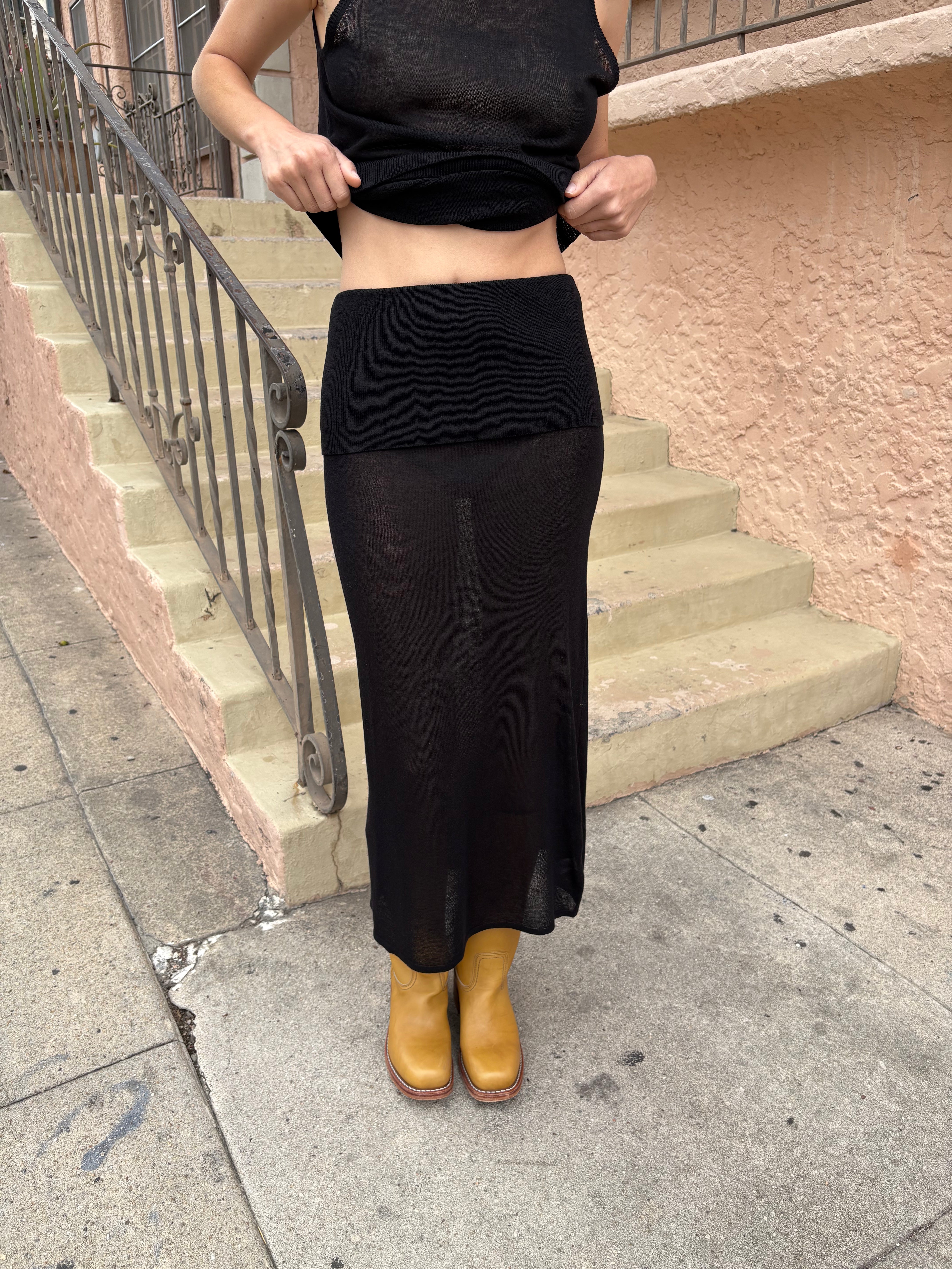 Geel – Lisa Says Gah