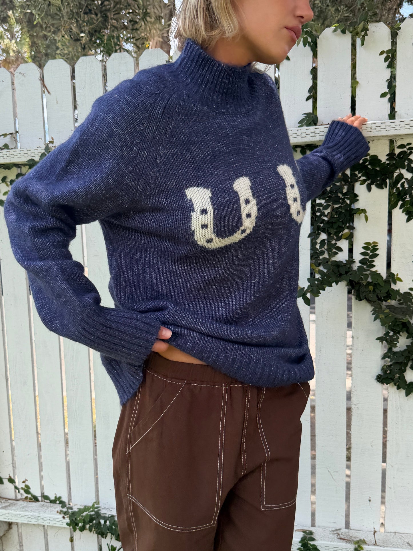 Cory Turtleneck - Horseshoes