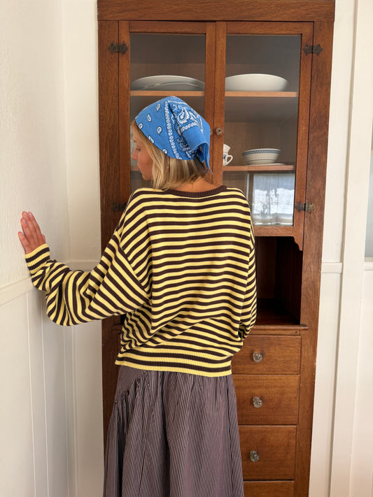 "I Can't Believe it's Not Vintage" Crewneck - Golden Stripe