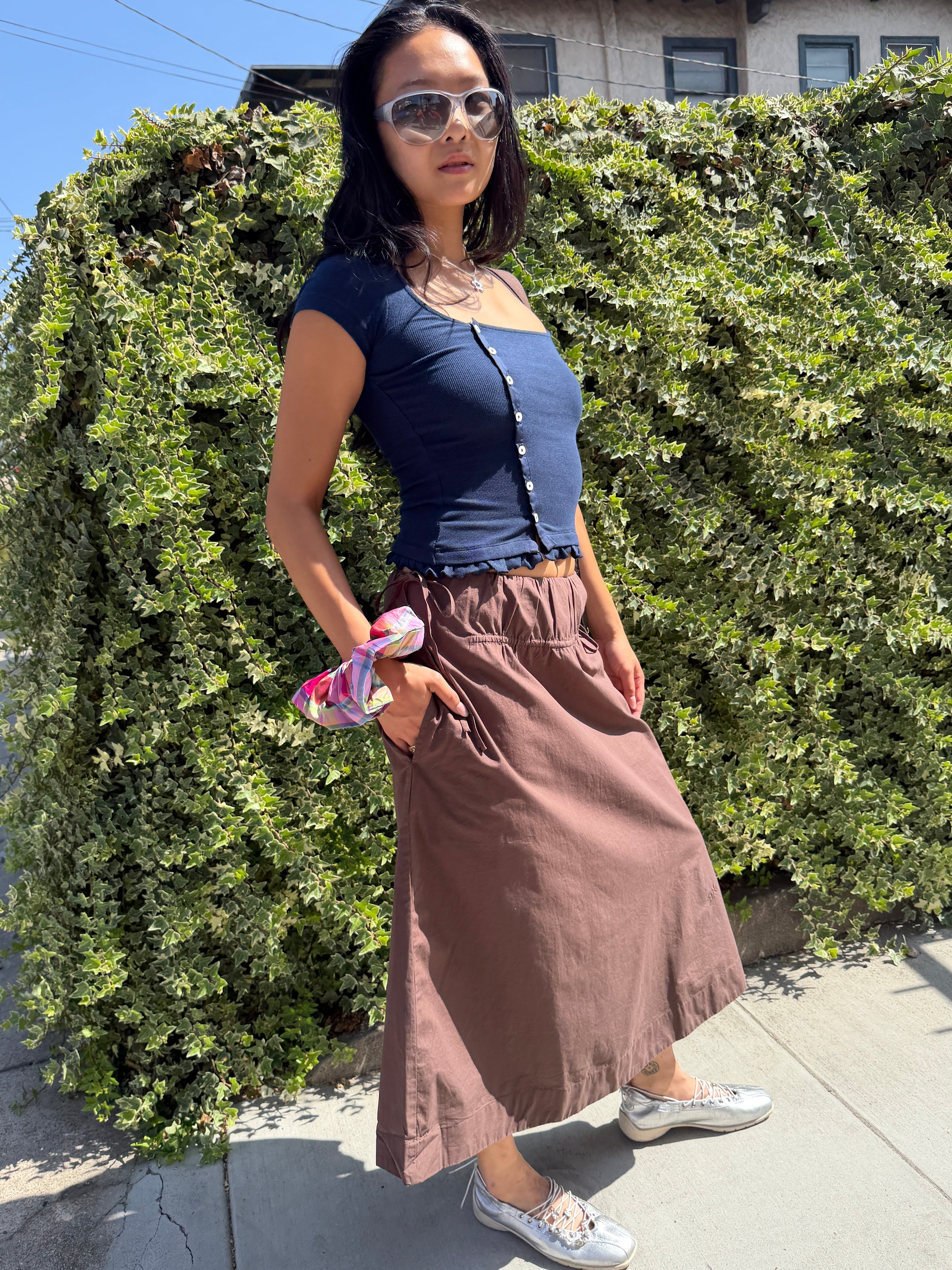 Caspia Volume Midi Skirt - Chocolate – Lisa Says Gah