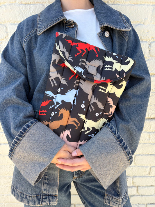 Puffy Laptop Sleeve 13" - Horse Cut Outs