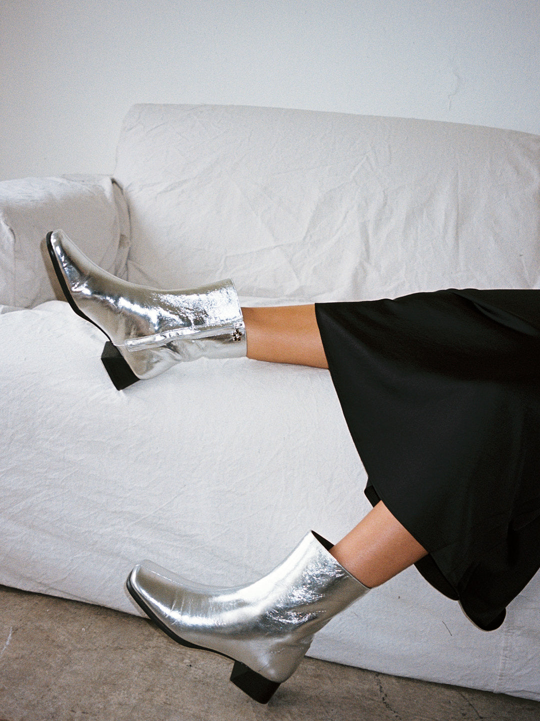 Quincy Boot Silver Lisa Says Gah