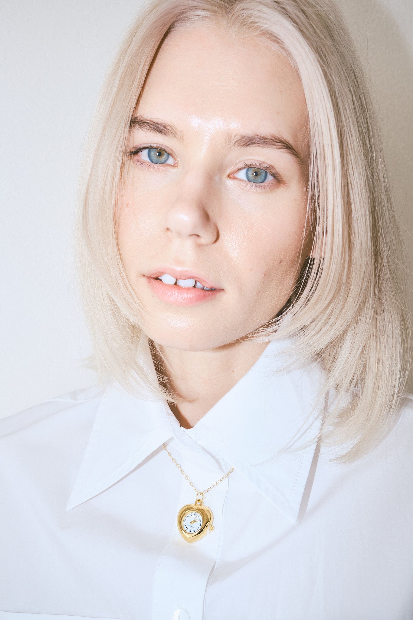 5 Min Away Watch Necklace - Gold