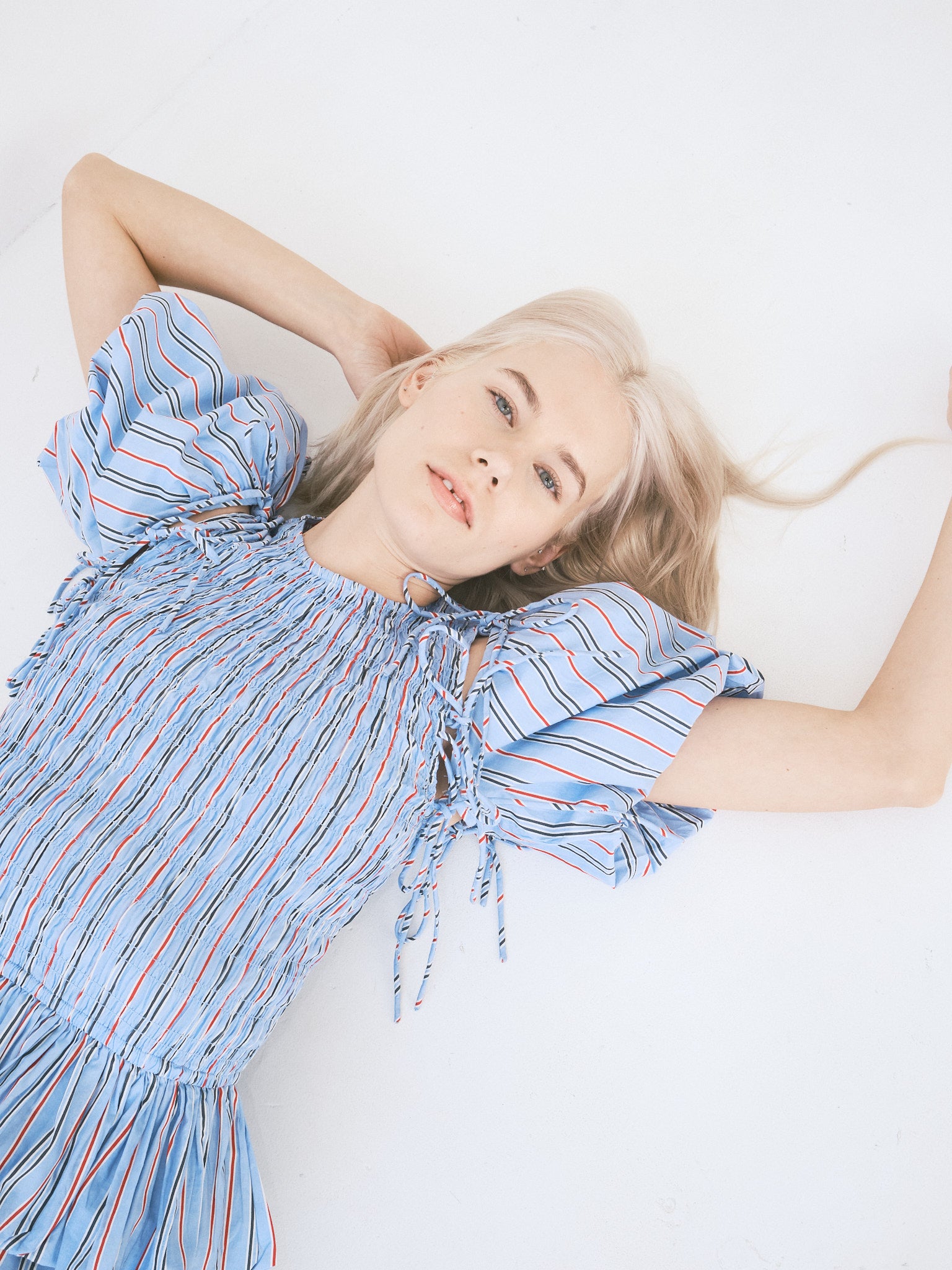 Women's Jacquard Cutout Short Sleeve Tops Solid Color