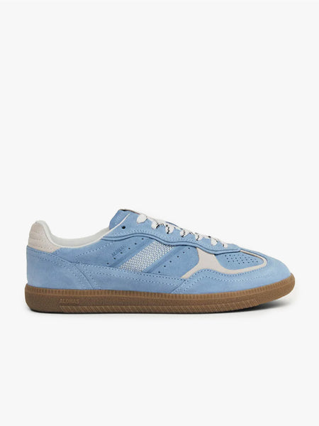 Rife Sneakers - Cornflower Blue – Lisa Says Gah