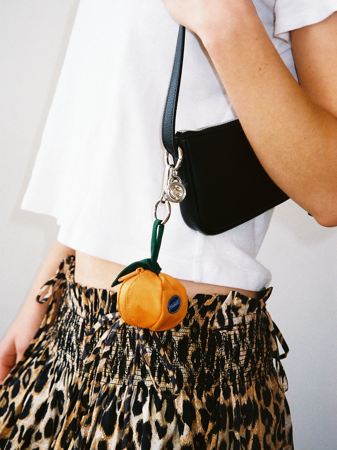 Recycled Leather Pochette - Black