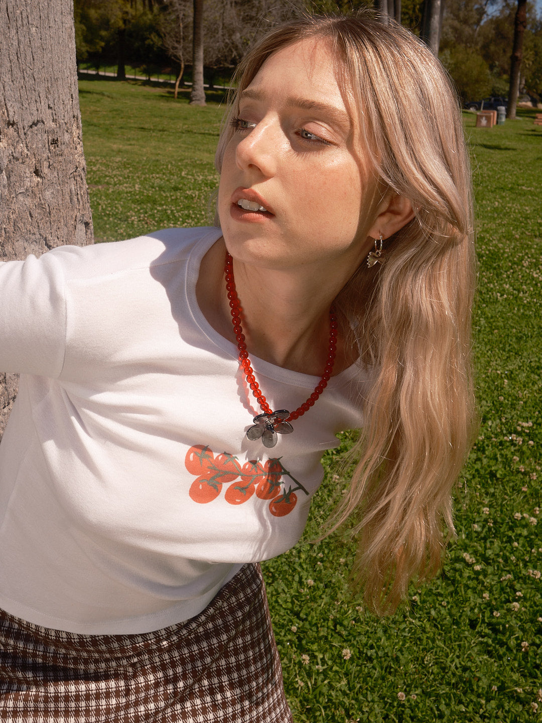 Flor Necklace - Black/Red