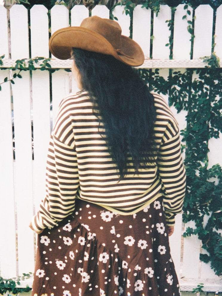 "I Can't Believe it's Not Vintage" Crewneck - Golden Stripe