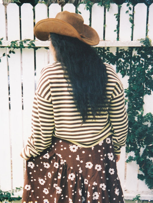 "I Can't Believe it's Not Vintage" Crewneck - Golden Stripe