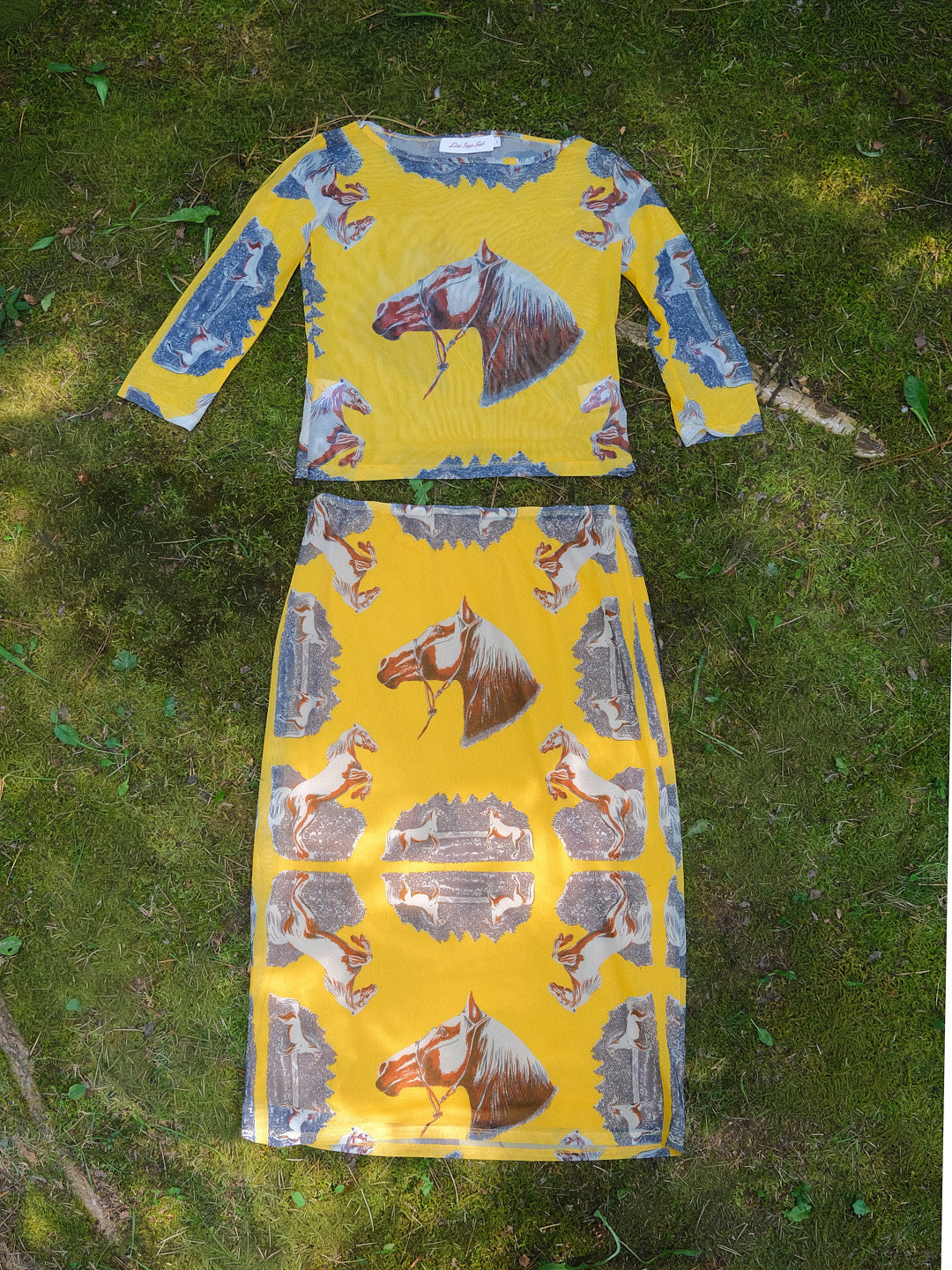Nia Top - Heritage Horse