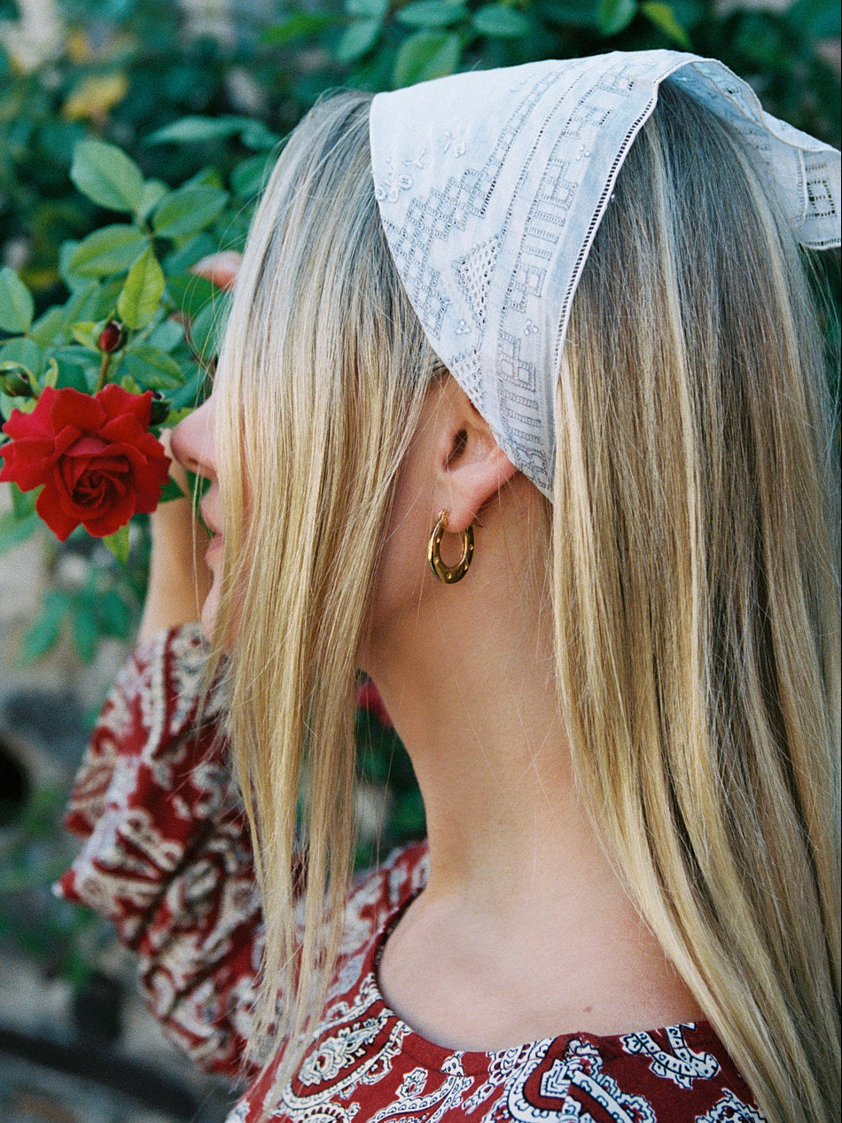 Horseshoe Earrings - Gold