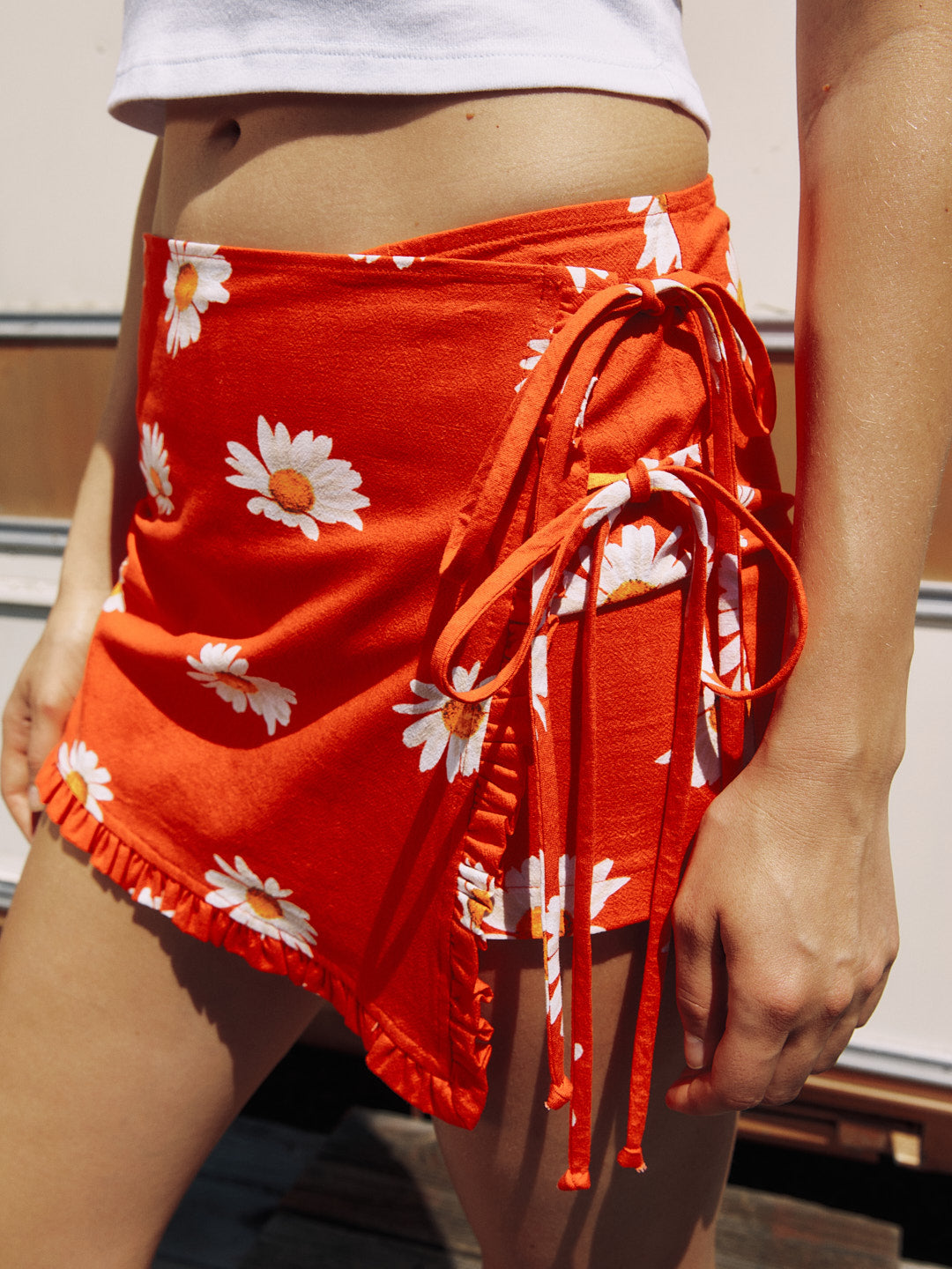 Christy Skort - Red Daisy