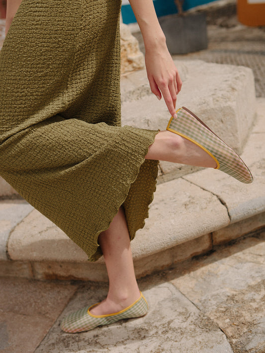 Eden Mesh Flat - Grape Gingham