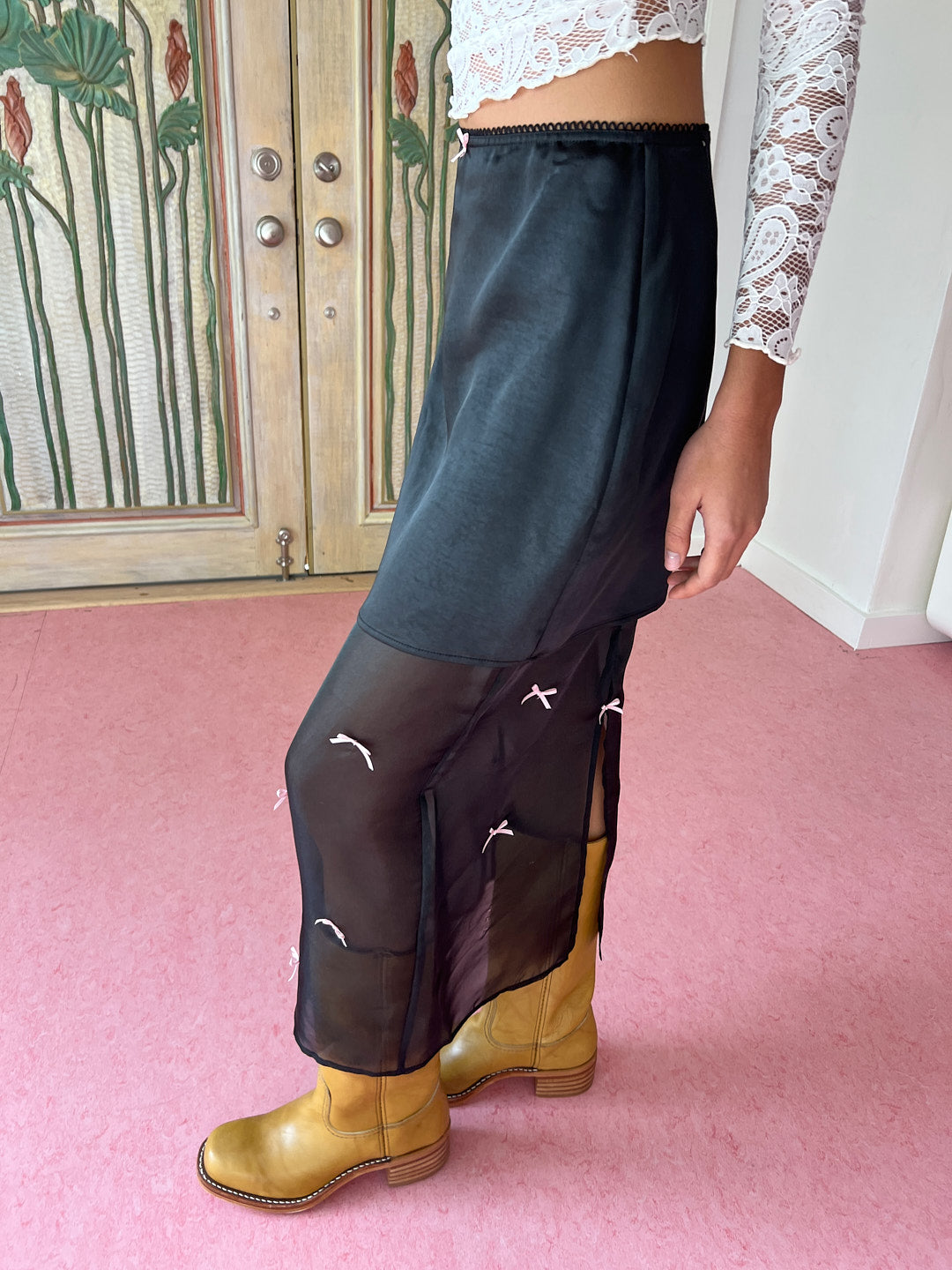 Harper Bow Tiered Skirt - Black Pink Bow