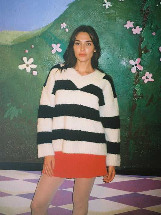 Coby V-Neck Sweater - Black/White Stripes