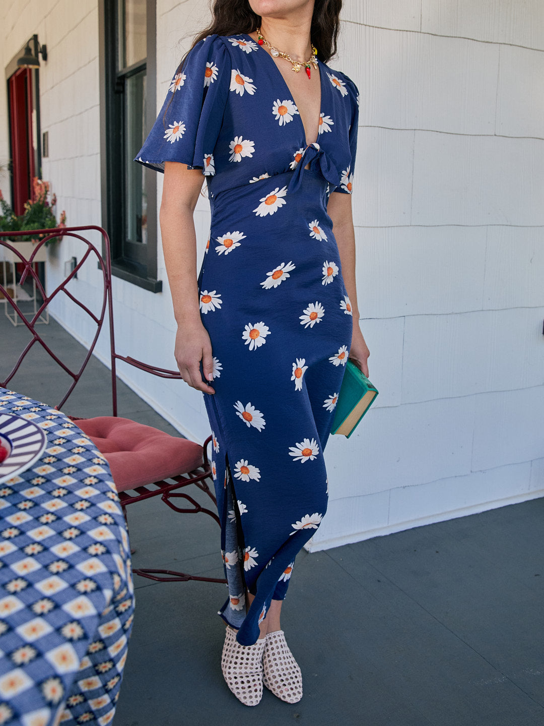 Jess Dress - Navy Daisy – Lisa Says Gah