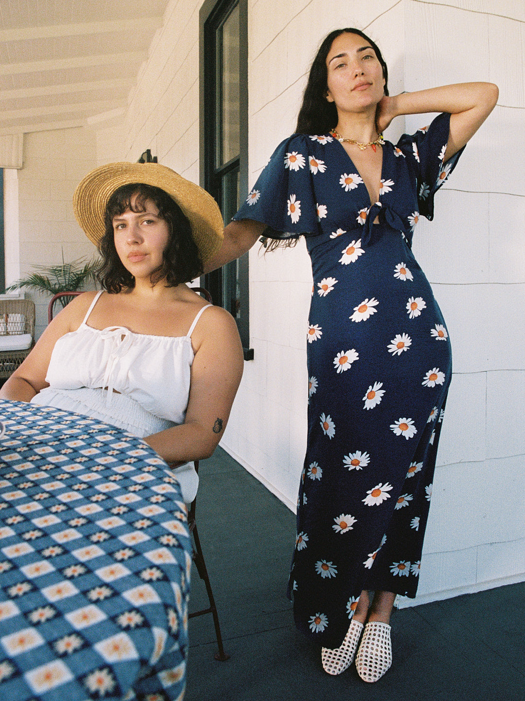 Jess Dress - Navy Daisy