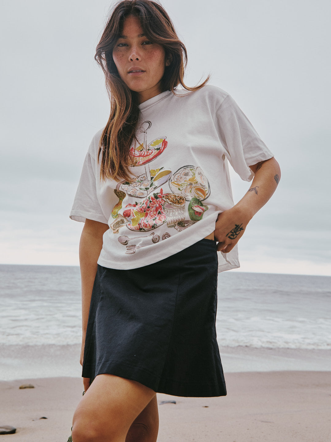 Charlie Tee - Oyster Tower – Lisa Says Gah