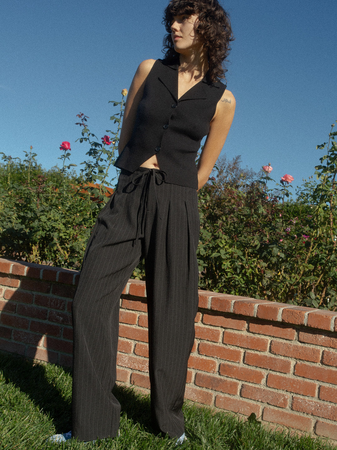 Max Sweater Vest - Black