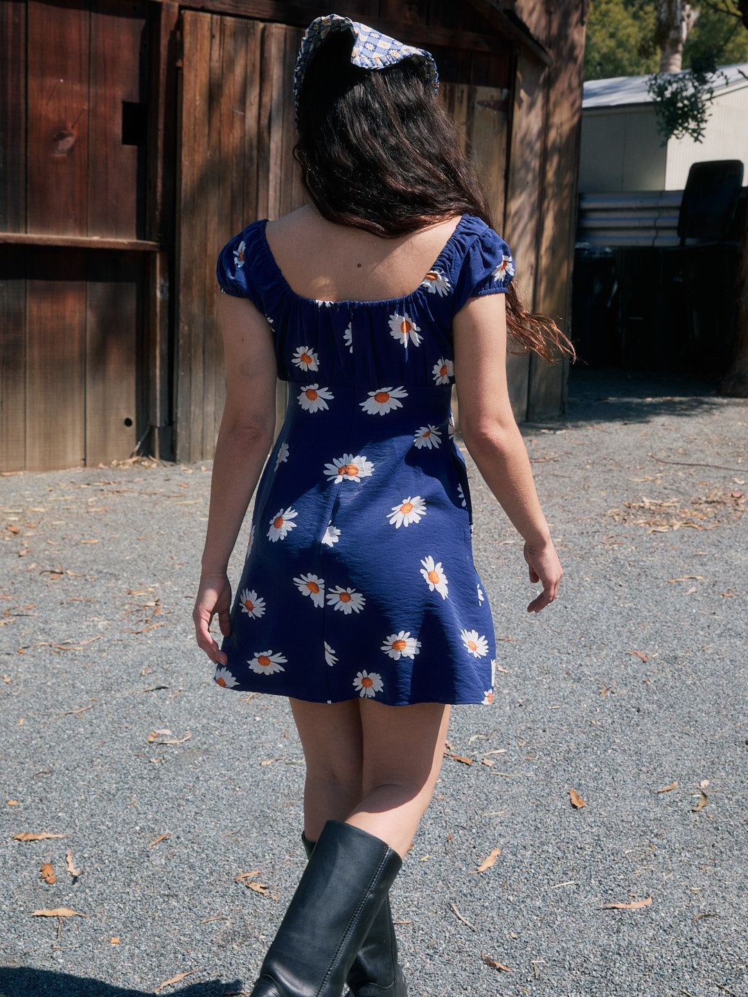 Suzy Dress - Navy Daisy