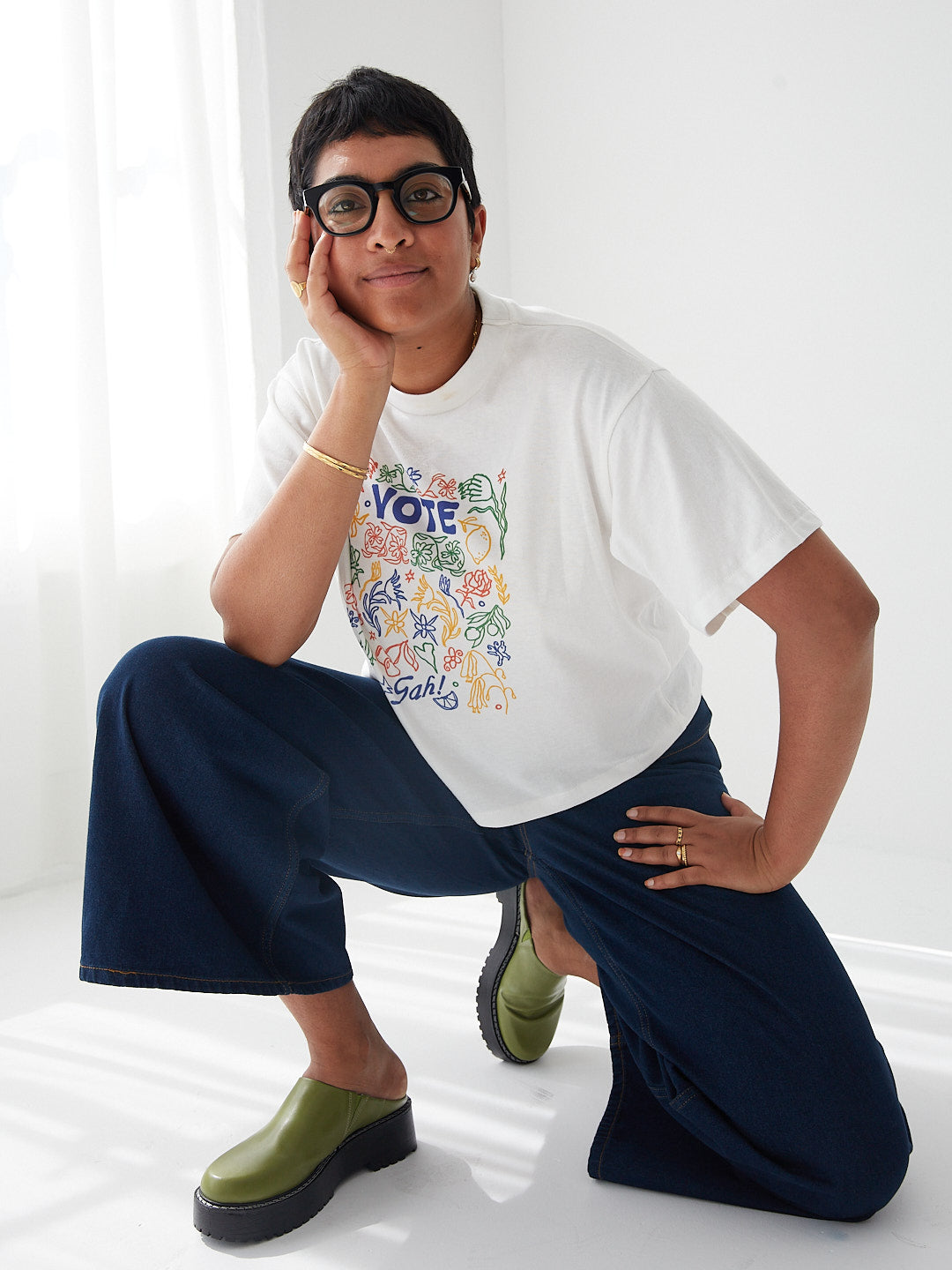 Charlie Tee - Vote Flowers