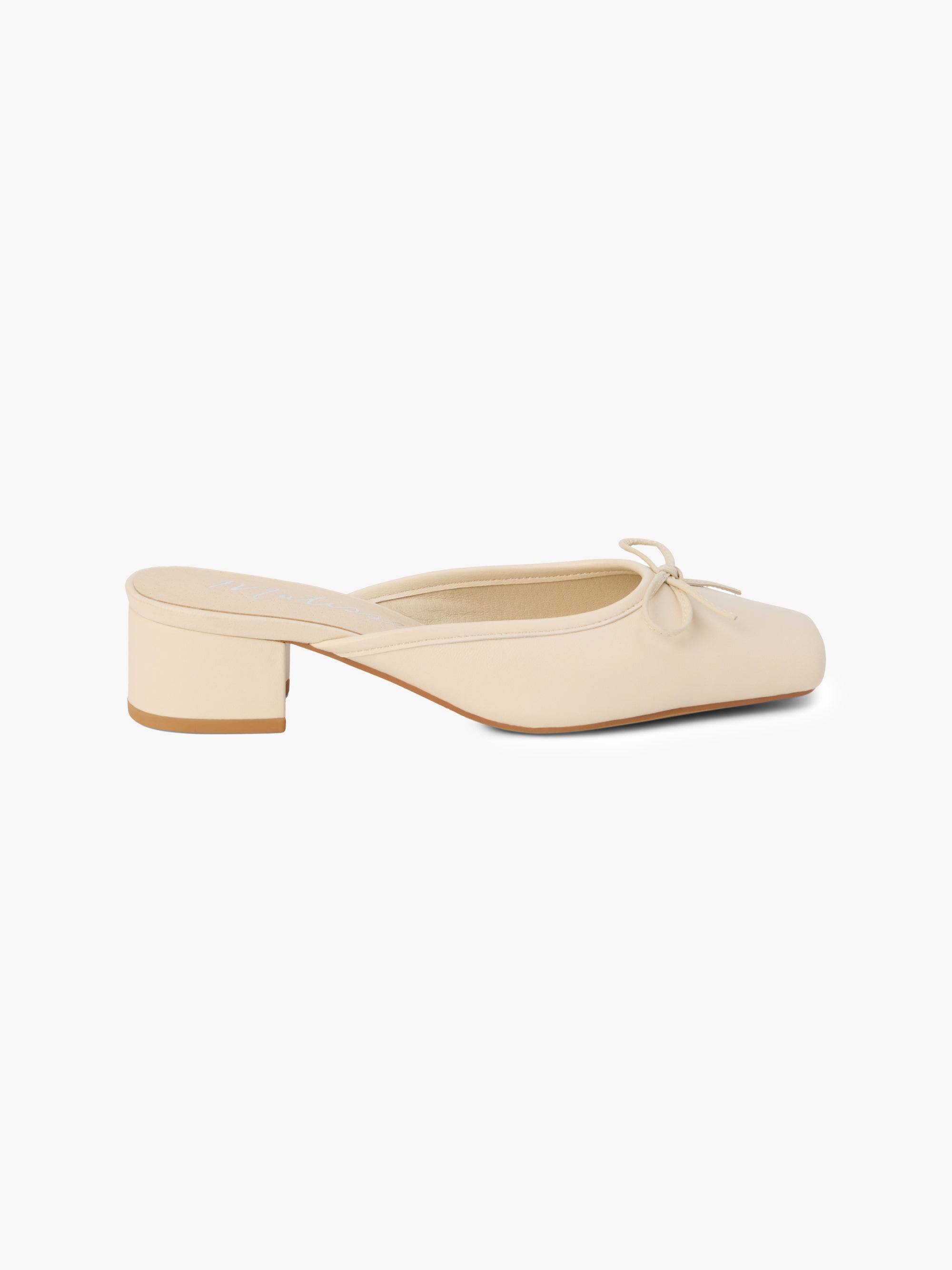 Basilio Ballet Mule - Ivory – Lisa Says Gah