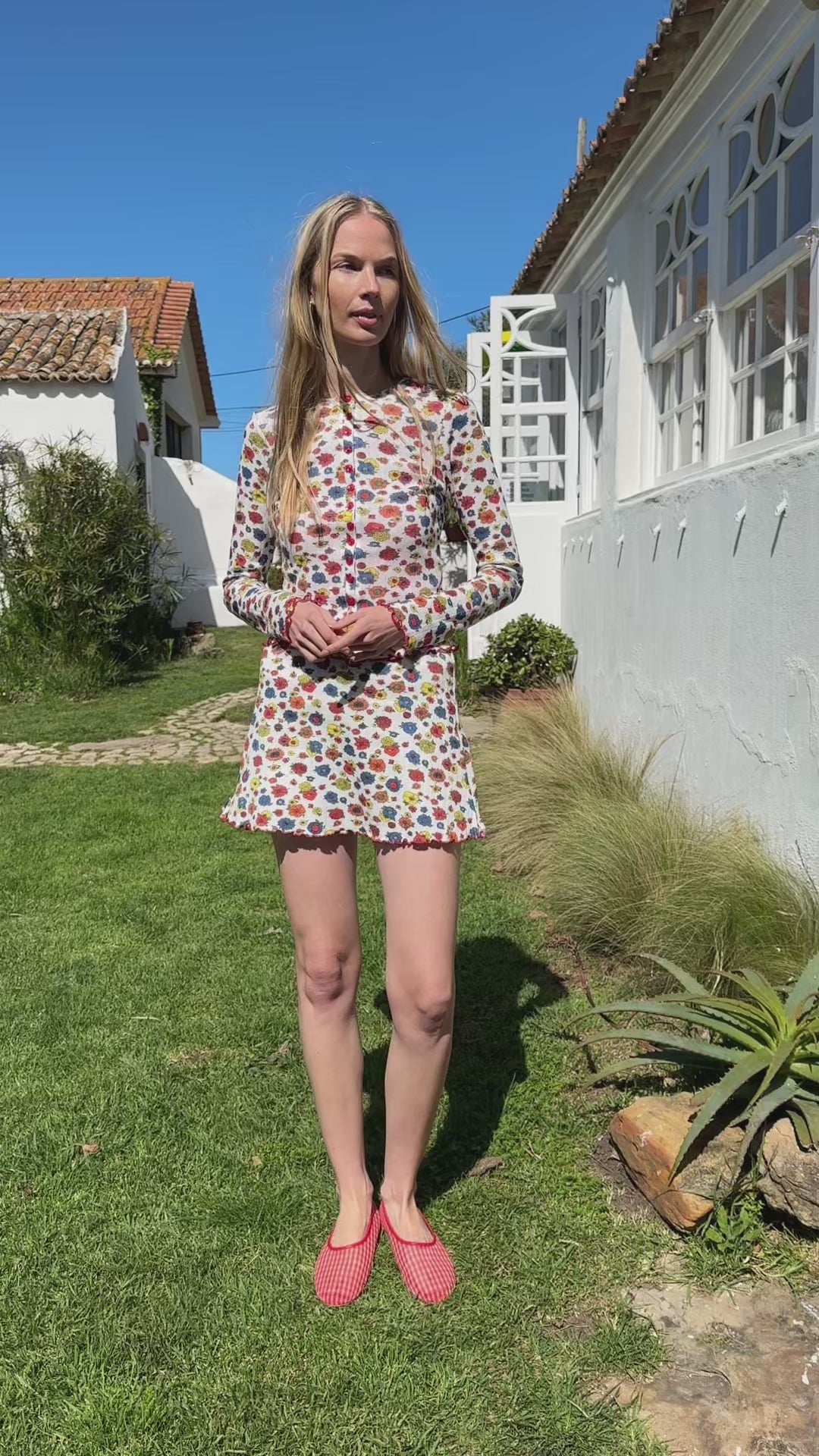 Poppy Cardi - Primary Floral