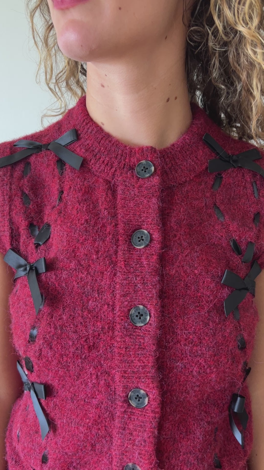 Ameri MOUTON LIKE KNIT VEST ¥20,350 Aggie Knit Vest - Burgundy – Lisa Says Gah
