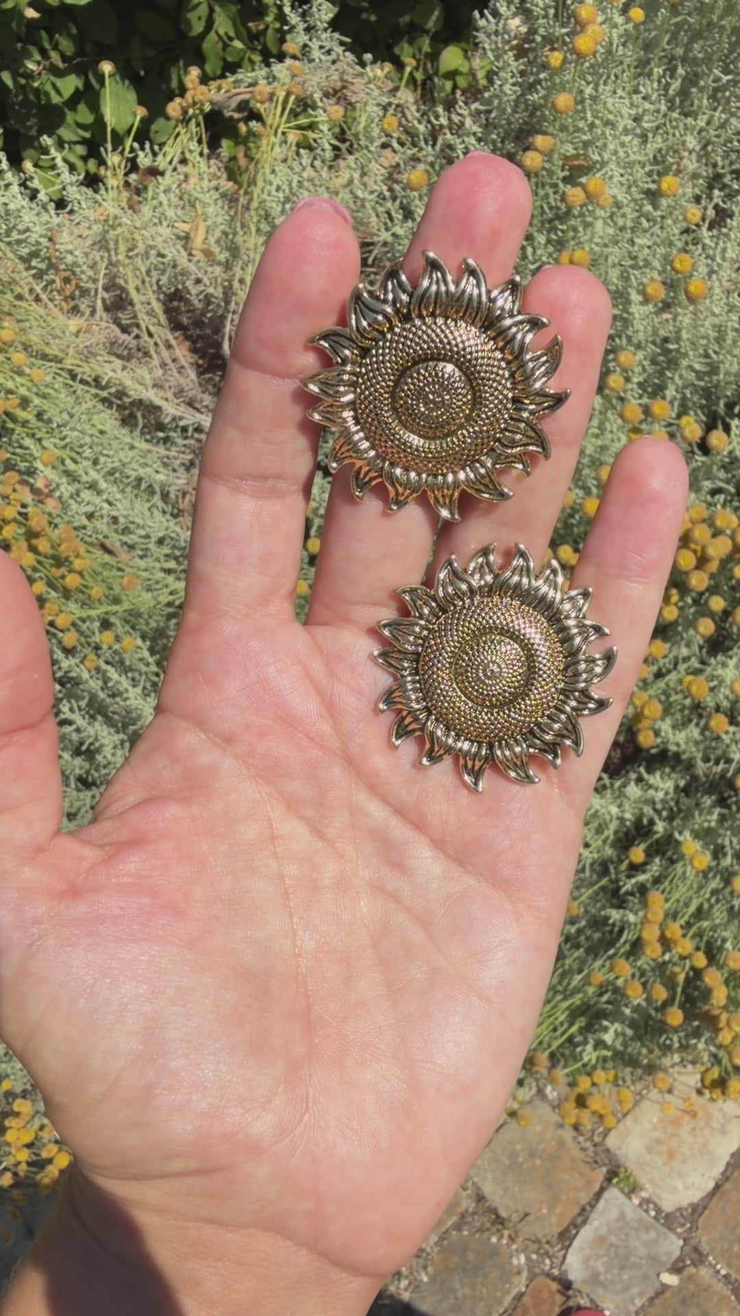 Sunflower Earrings - Gold