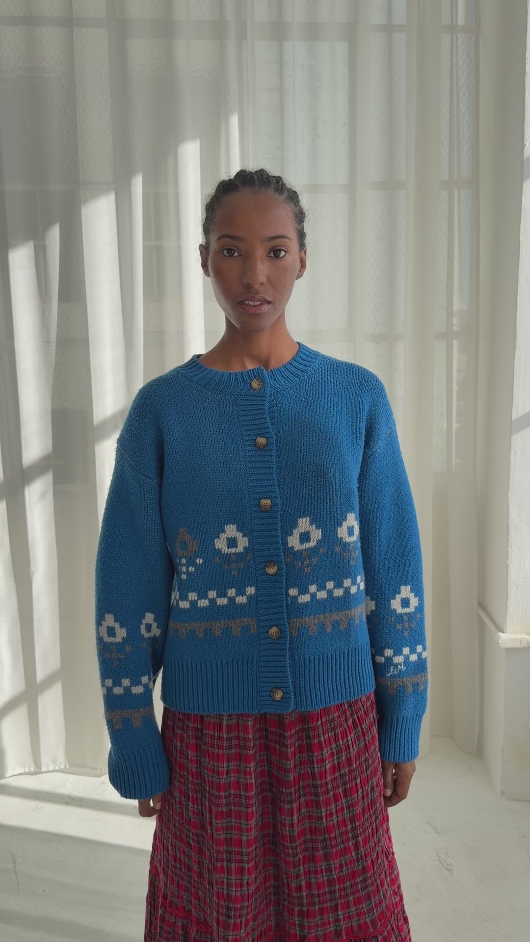 Romily Cardigan - Novelty Squirrel – Lisa Says Gah