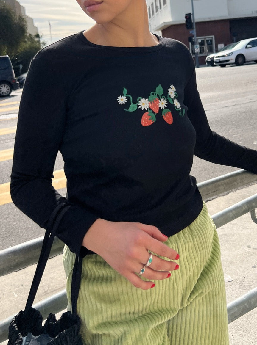 Dana Long Sleeve Tee - Black/Strawberry – Lisa Says Gah