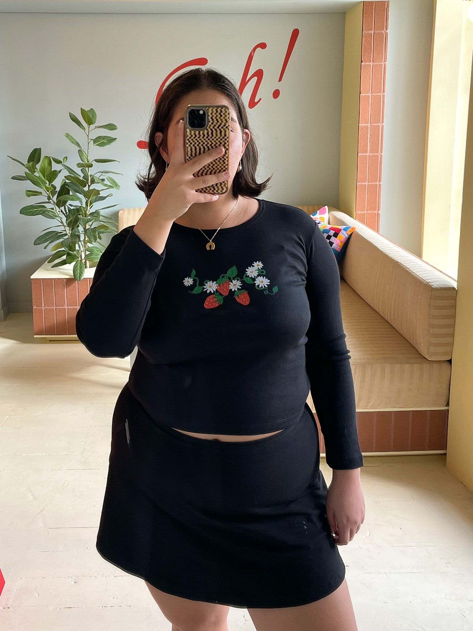 Dana Long Sleeve Tee - Black/Strawberry – Lisa Says Gah